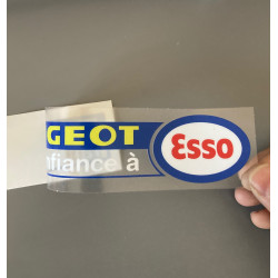 Peugeot trusts Esso sticker