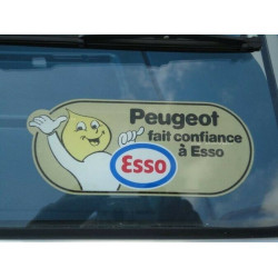 Peugeot trusts Esso sticker